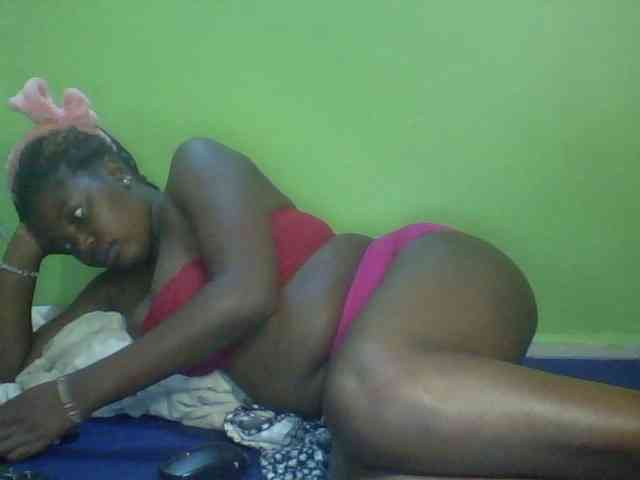 Cute-Divah webcam