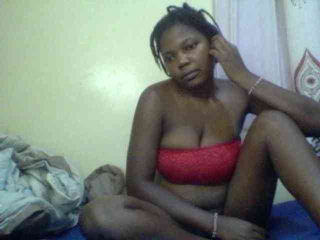 Cute-Divah webcam