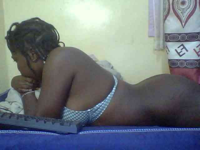 Cute-Divah webcam