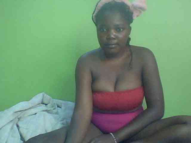 Cute-Divah webcam