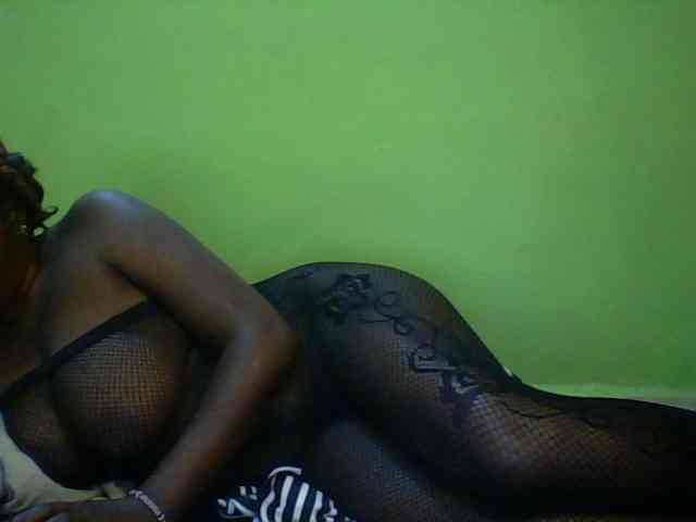 Cute-Divah webcam