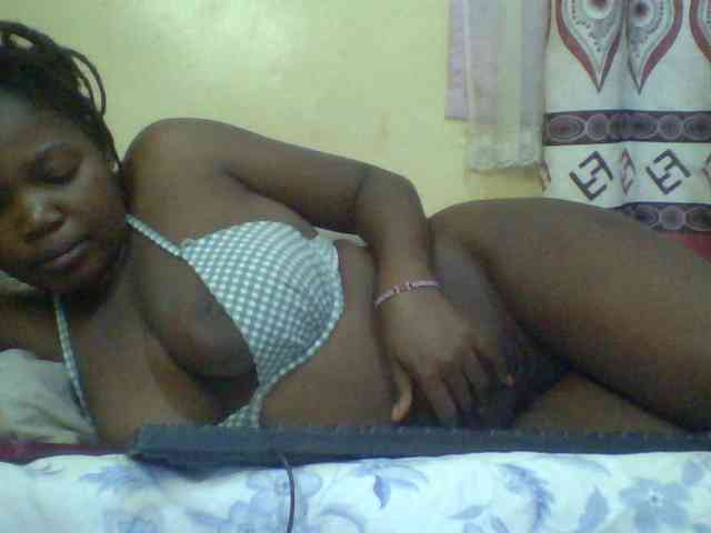 Cute-Divah webcam