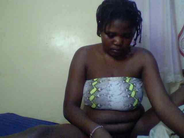 Cute-Divah webcam