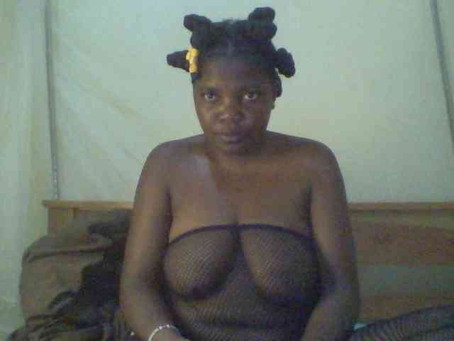 Cute-Divah webcam