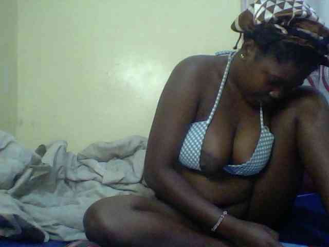 Cute-Divah webcam