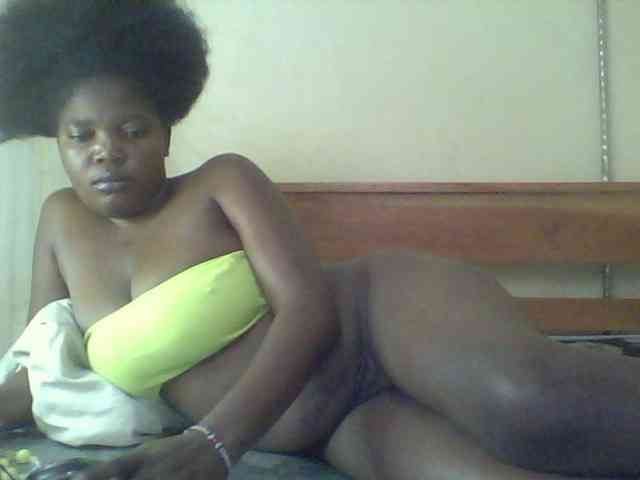 Cute-Divah webcam