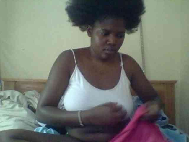 Cute-Divah webcam
