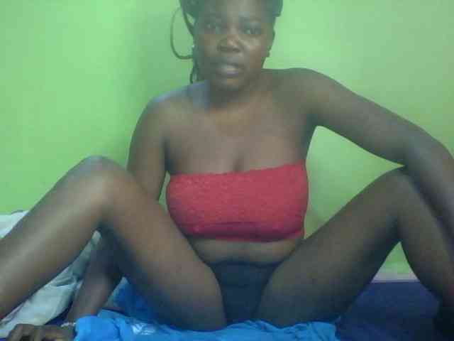 Cute-Divah webcam
