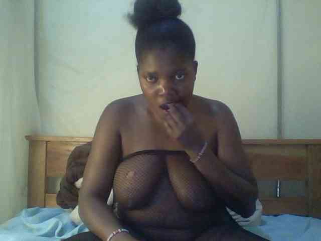 Cute-Divah webcam