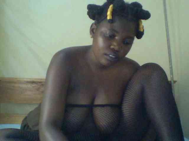 Cute-Divah webcam