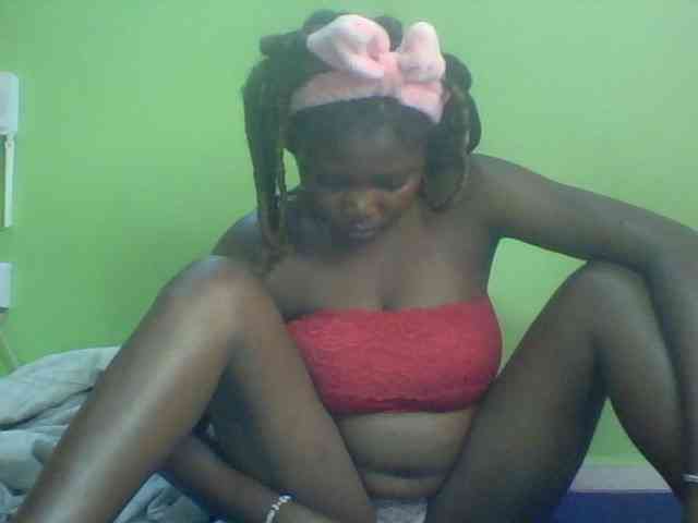 Cute-Divah webcam