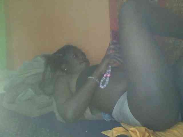 Cute-Divah webcam