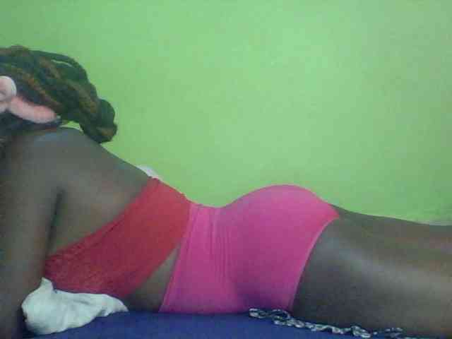 Cute-Divah webcam