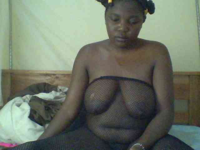 Cute-Divah webcam