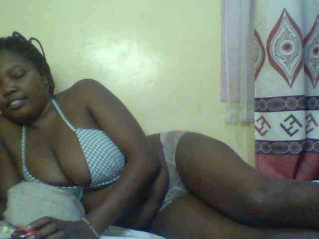 Cute-Divah webcam