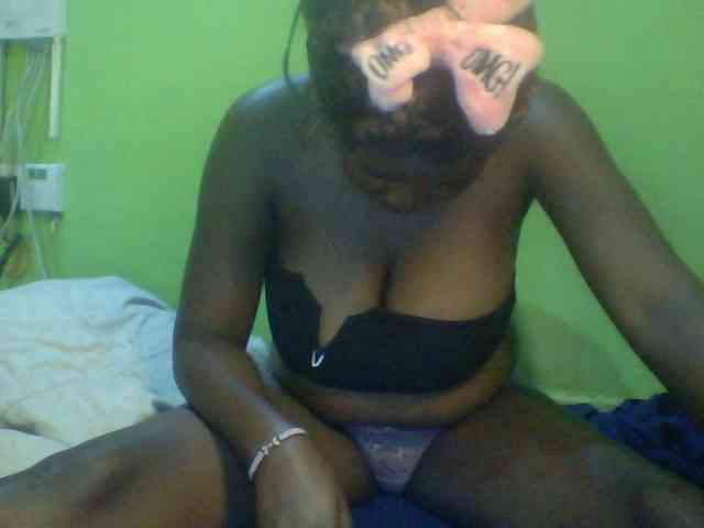 Cute-Divah webcam
