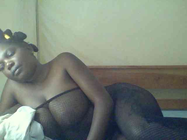 Cute-Divah webcam