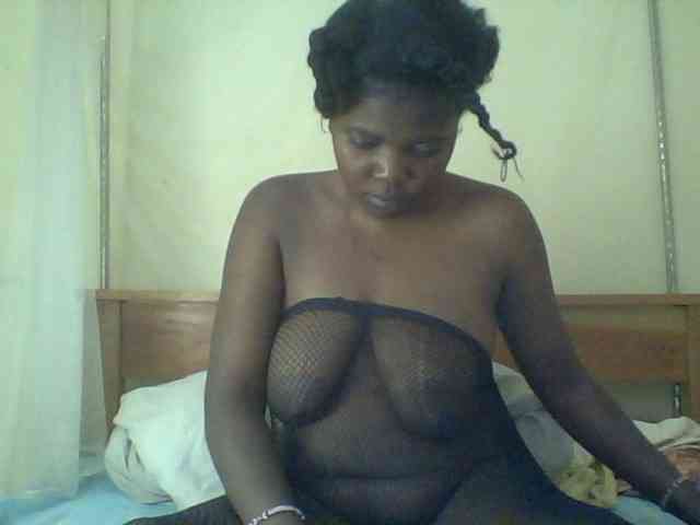 Cute-Divah webcam