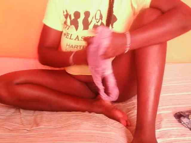 Cute-Divah webcam