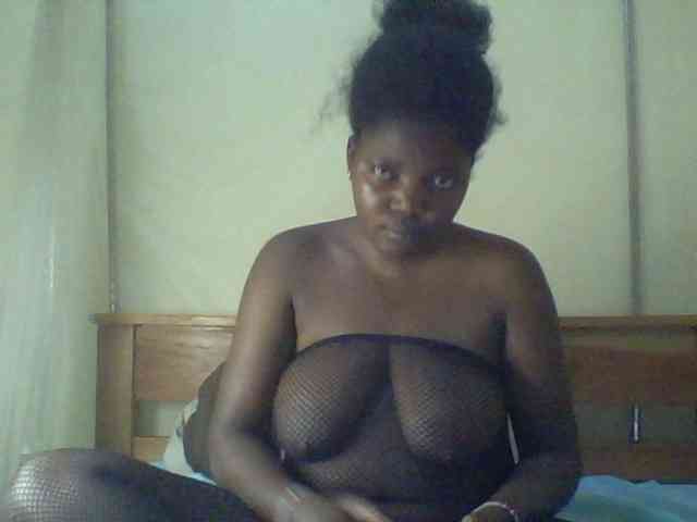 Cute-Divah webcam