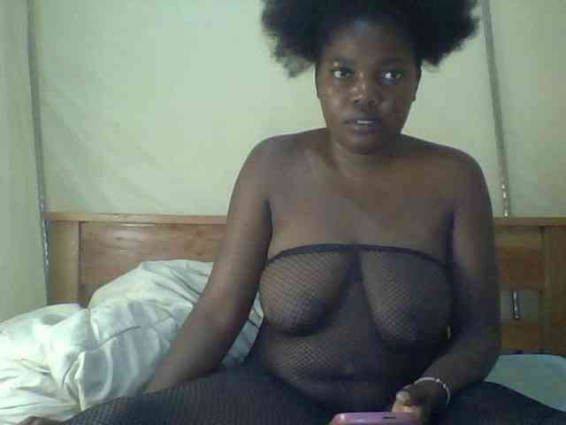 Cute-Divah webcam