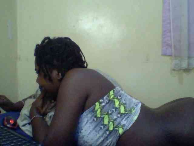 Cute-Divah webcam