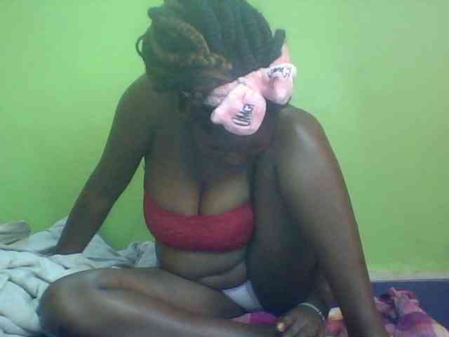 Cute-Divah webcam