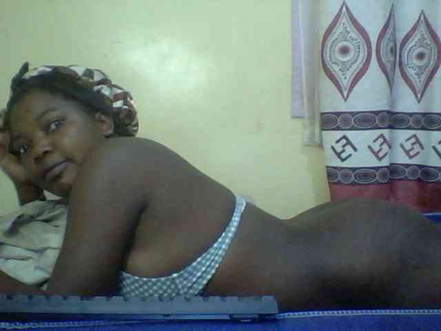 Cute-Divah webcam