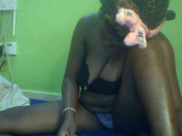 Cute-Divah Live Webcam on BongaCams