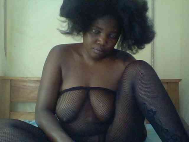 Cute-Divah webcam