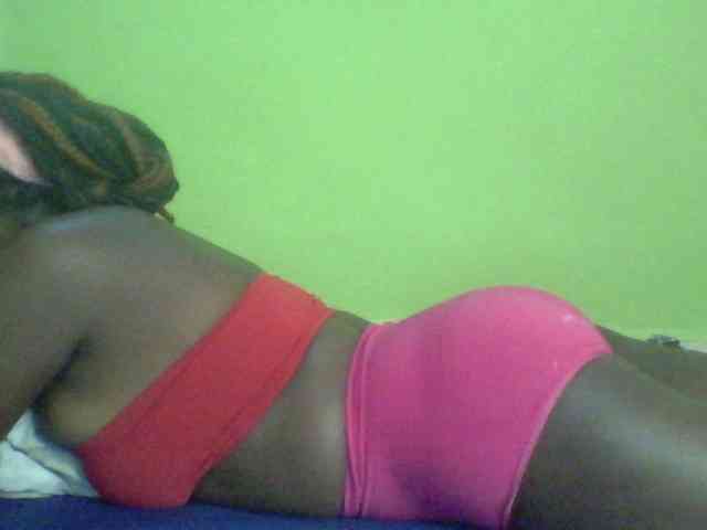 Cute-Divah webcam