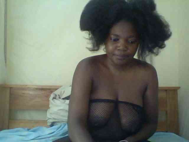 Cute-Divah webcam