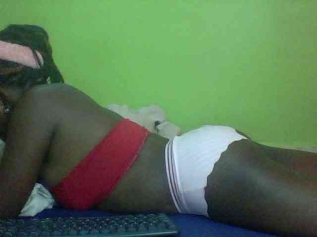 Cute-Divah webcam