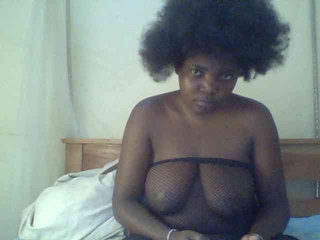 Cute-Divah webcam