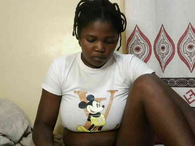 Cute-Divah webcam