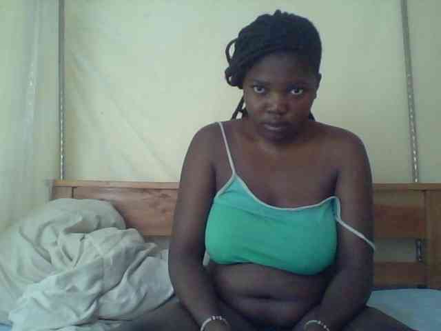 Cute-Divah webcam