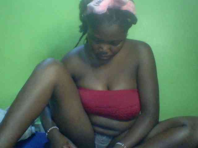 Cute-Divah webcam