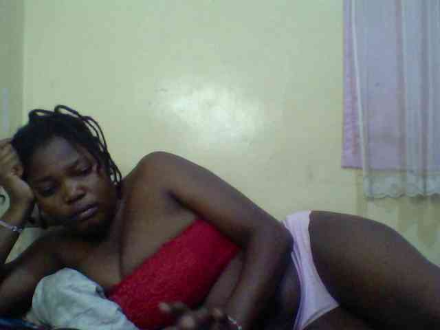 Cute-Divah webcam