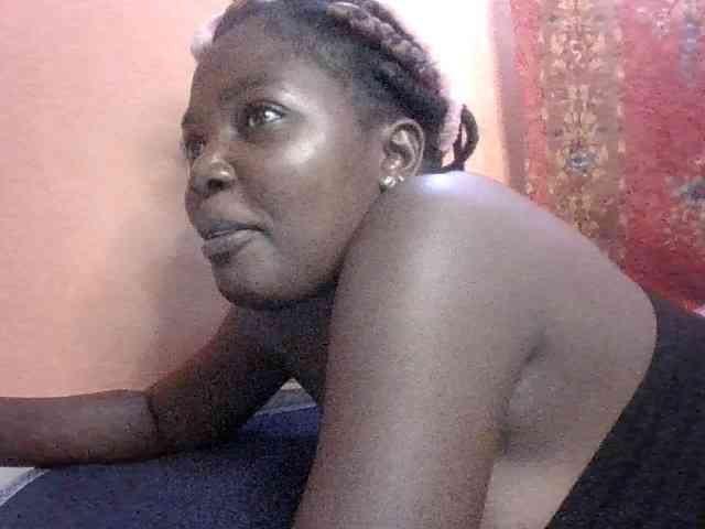 Cute-Divah webcam