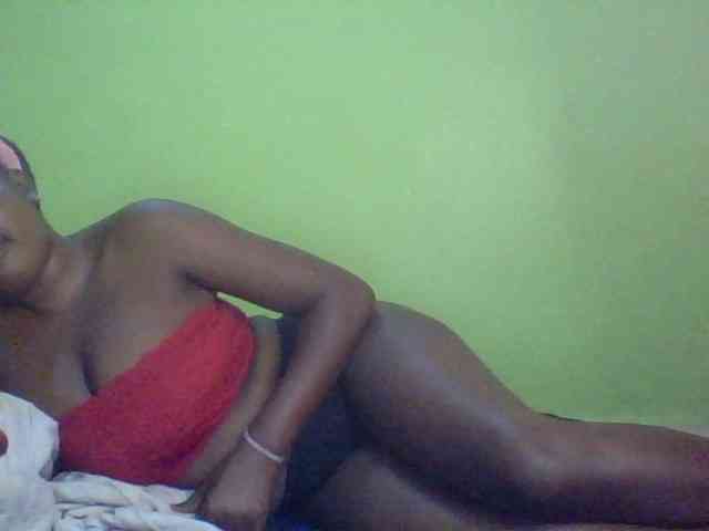 Cute-Divah webcam