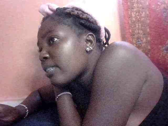 Cute-Divah webcam