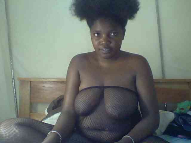 Cute-Divah webcam