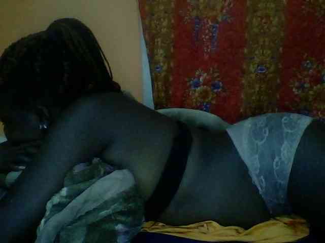 Cute-Divah webcam