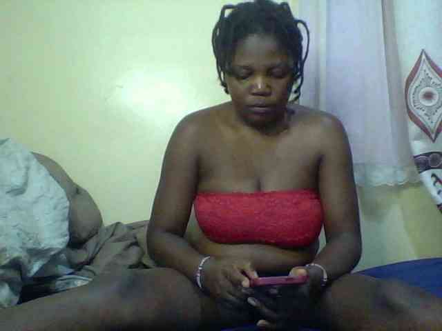 Cute-Divah webcam