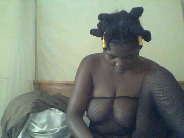 Cute-Divah webcam