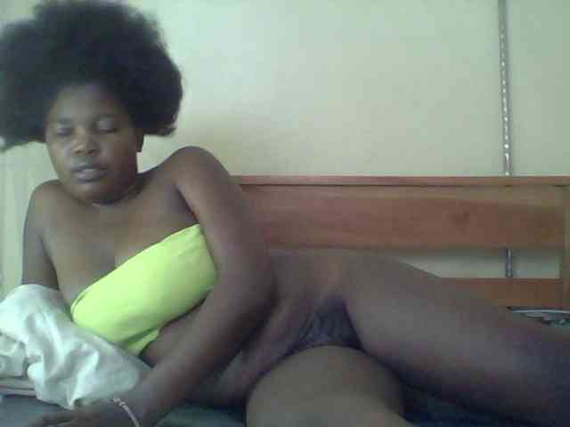 Cute-Divah webcam