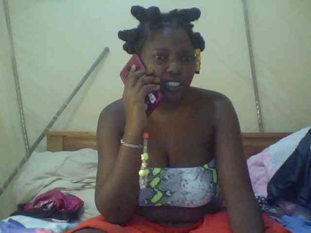 Cute-Divah webcam