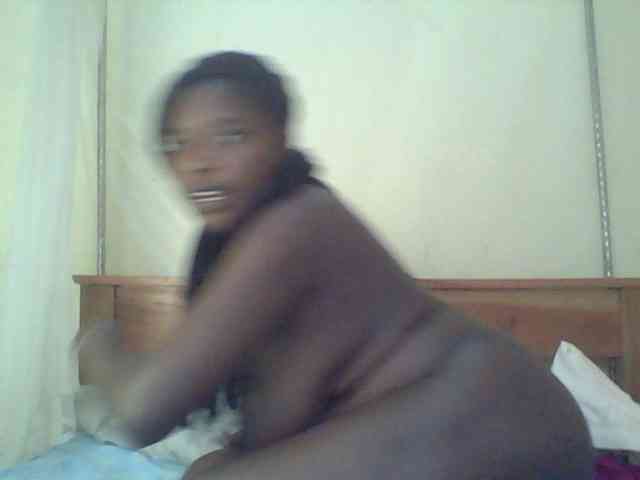 Cute-Divah webcam
