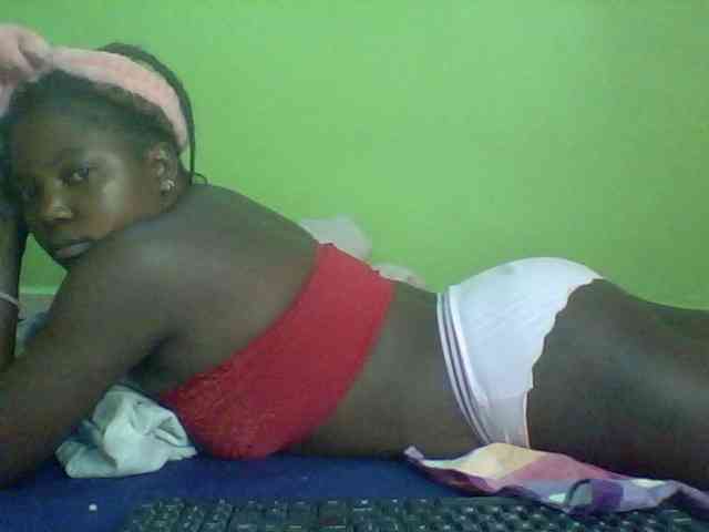 Cute-Divah webcam
