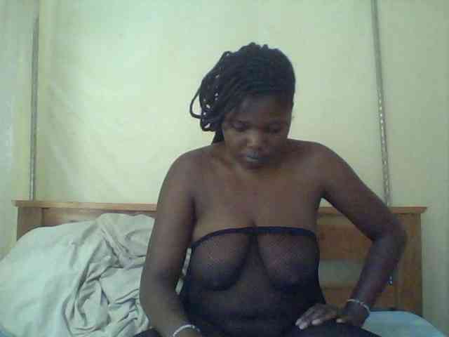 Cute-Divah webcam
